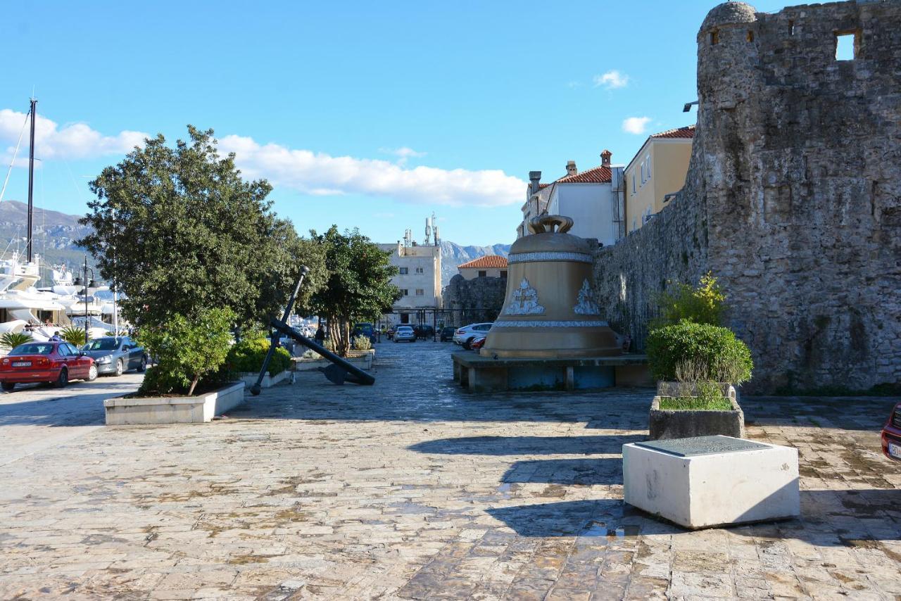 Montenegro Backpackers Home ブドヴァ エクステリア 写真